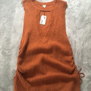 UNIQ- Sweater Dress Orange